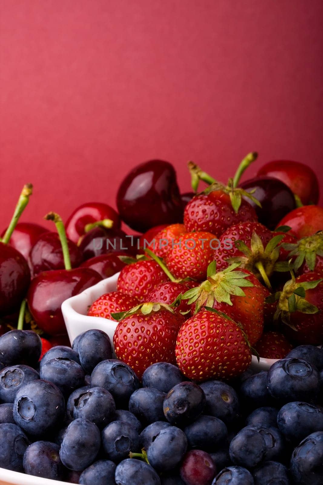 Fresh ripe fruit nice berry background image