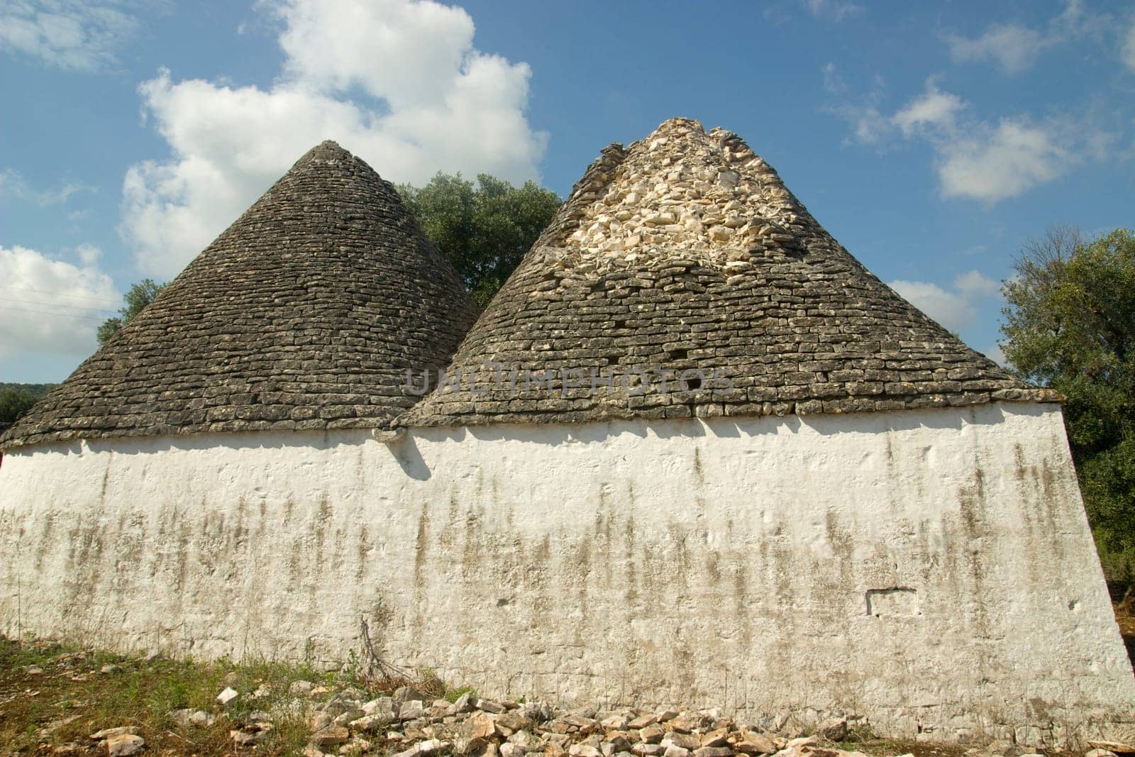 Photo of a typical historic stone building from the south of italy