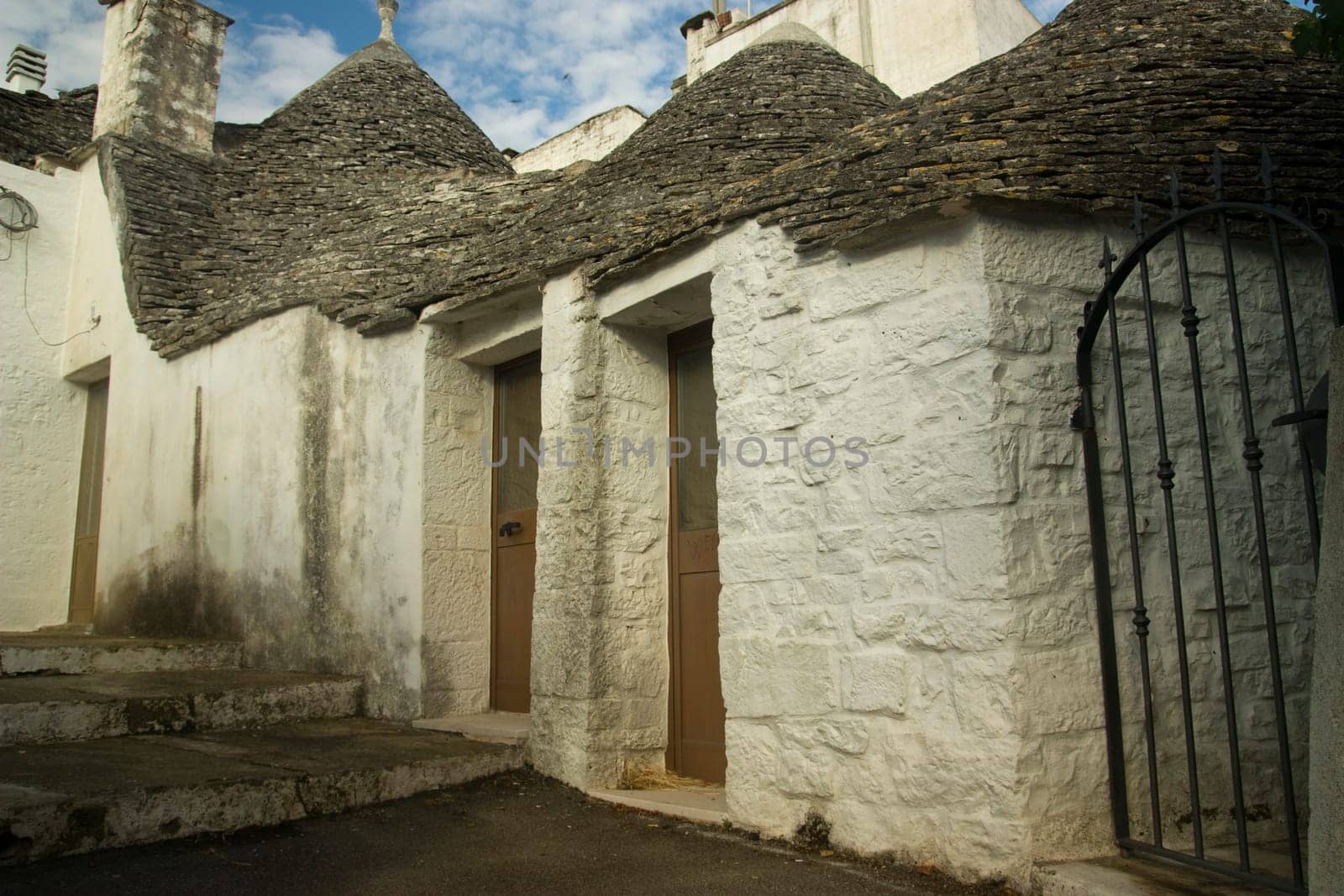 Photo of a typical historic stone building from the south of italy
