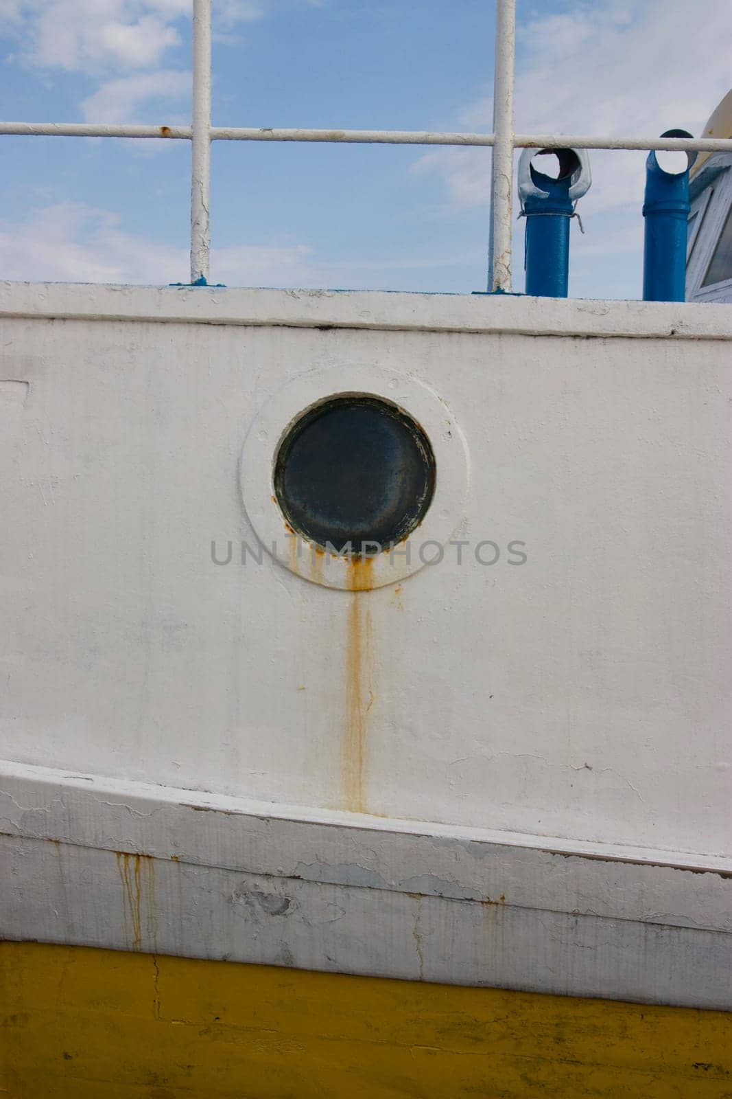close up photo of a fishing boat