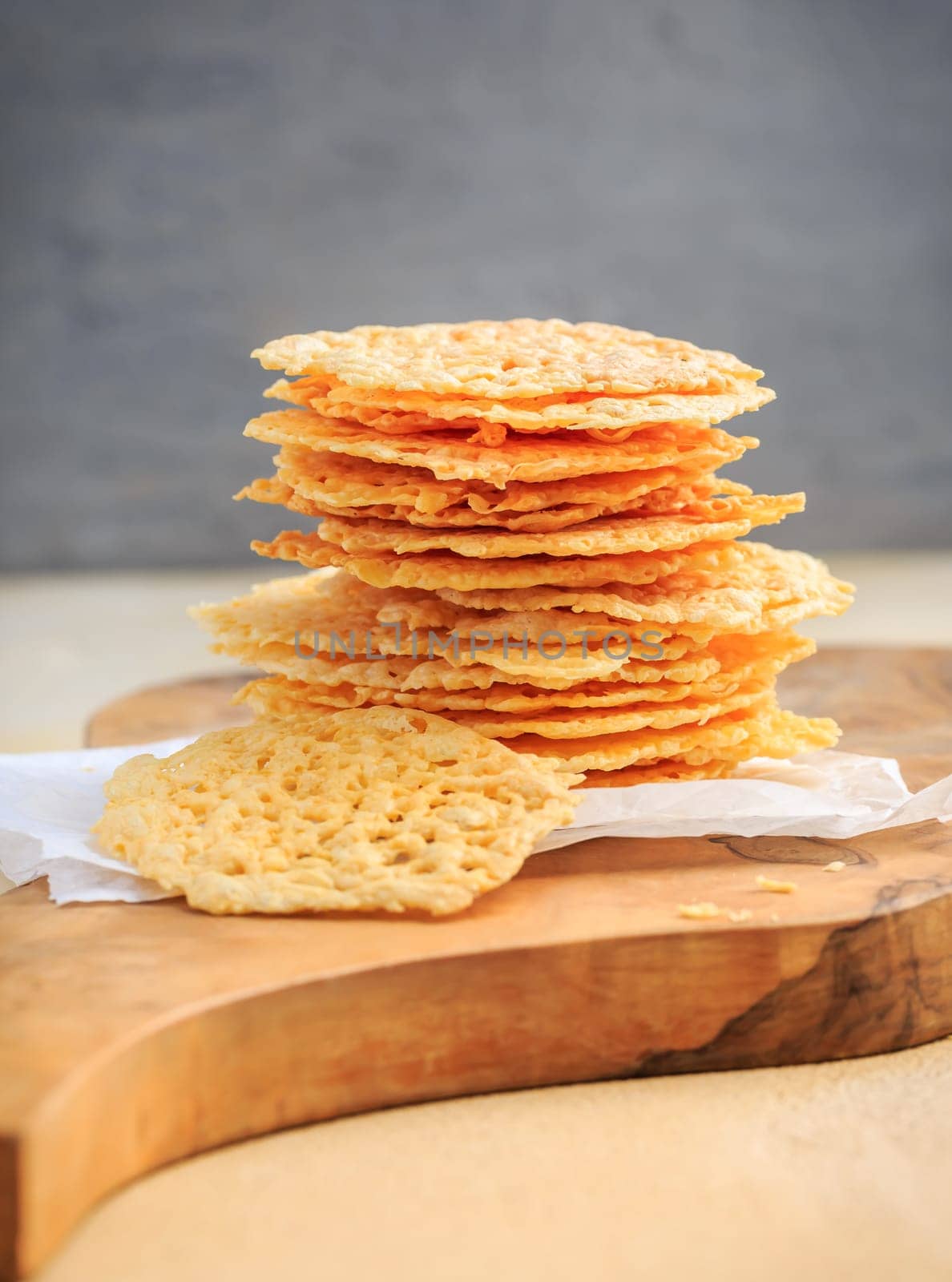 Parmesan cheese cracker chips. Grain Free Dippable Crispy Cheddar Cheese Chips, Keto and Low Carb.