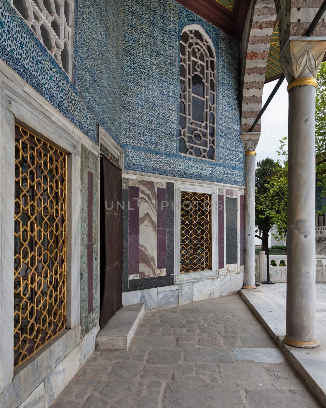 Exterior shot of Baghdad Kiosk, or Bagdat Kosku, located at the Fourth Courtyard of Topkapi Palace, decorated with floral blue mosaic tiles, Istanbul, Turkey