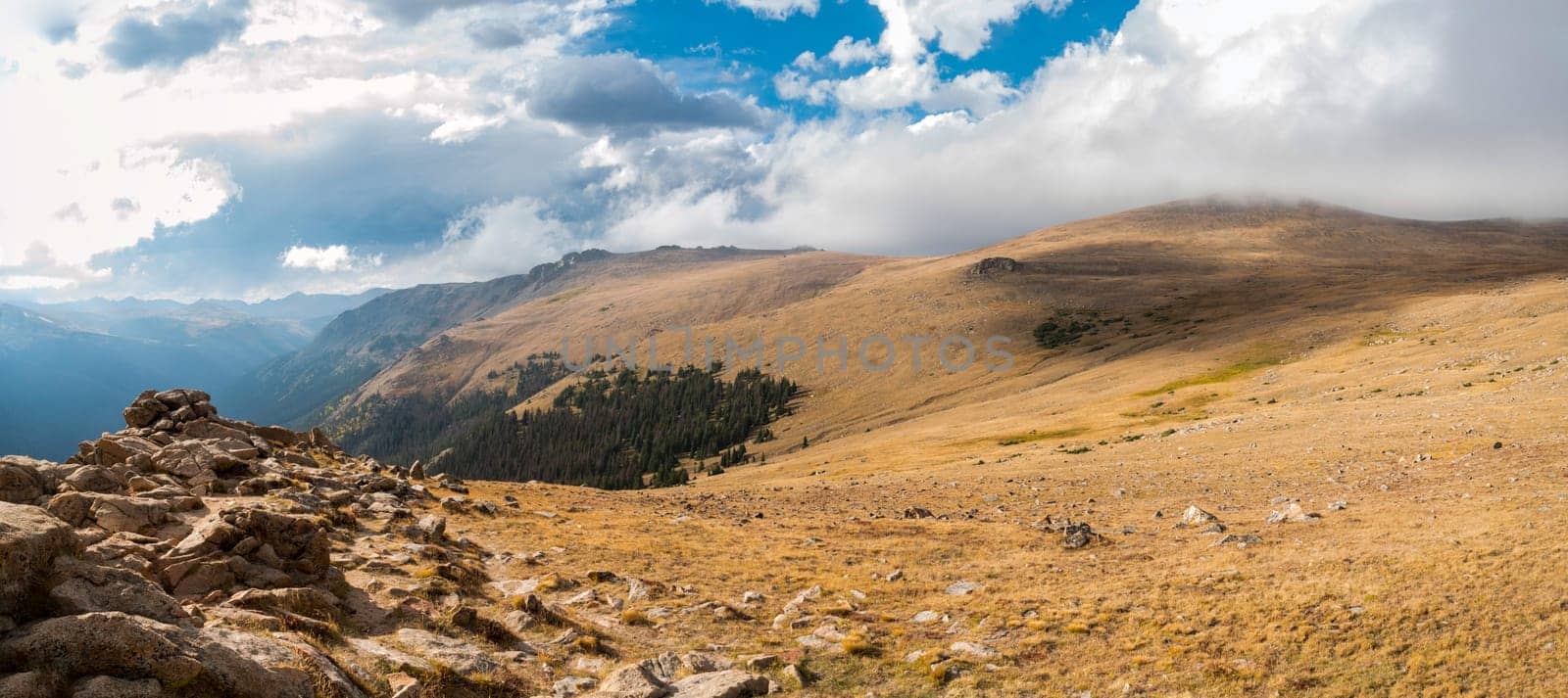 Great view up high in the mountains of Rocky Mountain NP, USA