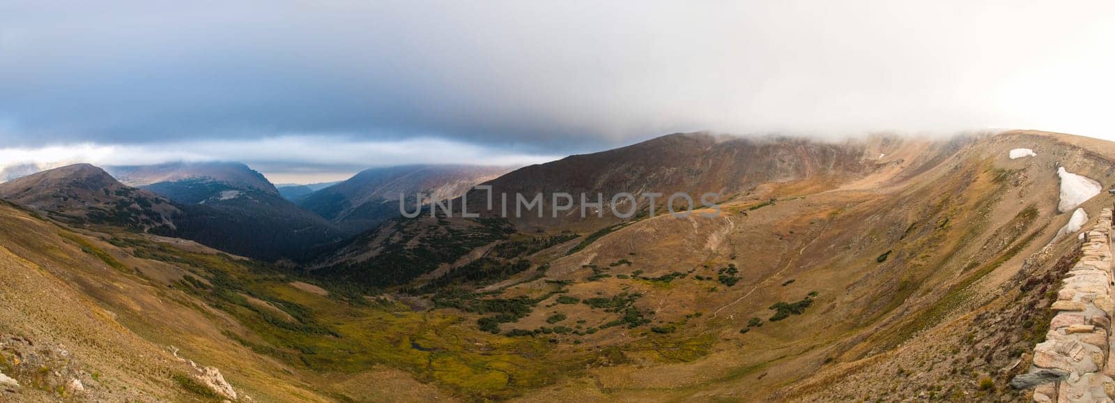 Great view up high in the mountains of Rocky Mountain NP, USA