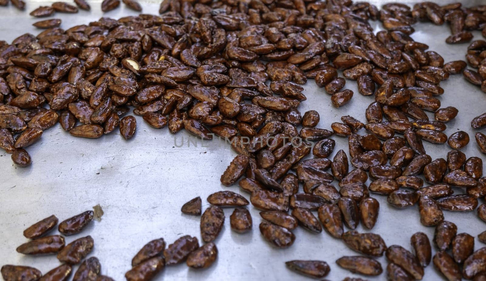 Detail of toasted and caramel-coated nuts
