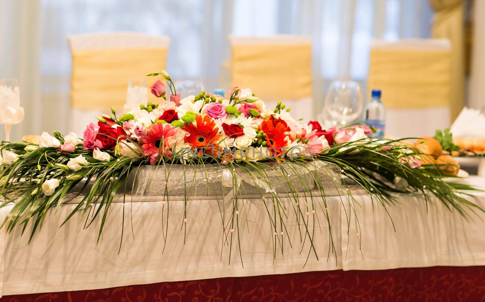 Beautiful flowers on table in wedding day.