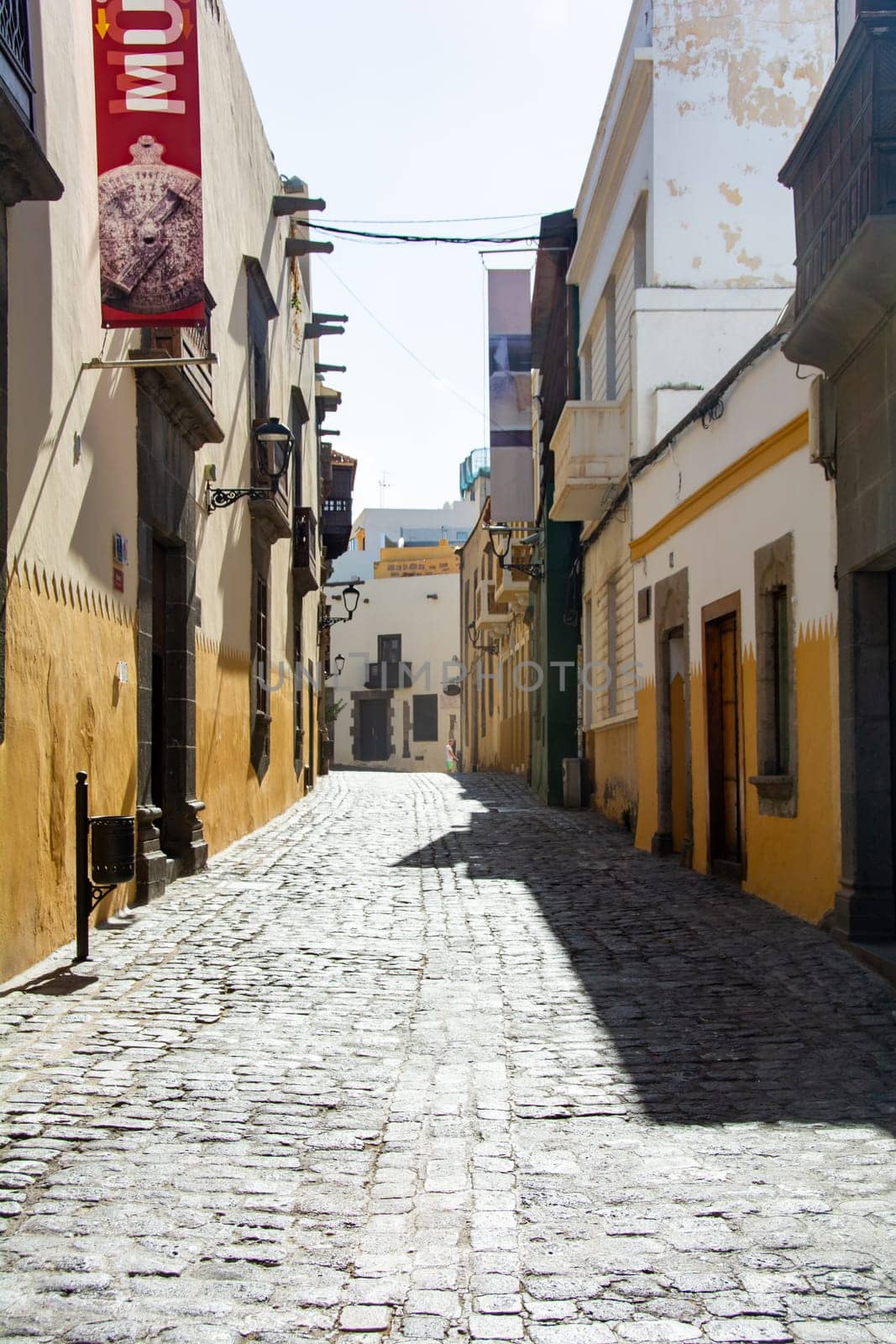 Narrow street with old houses in the historic old town of Las Palmas on the Canary Island of Gran Canaria, Spain, Europe