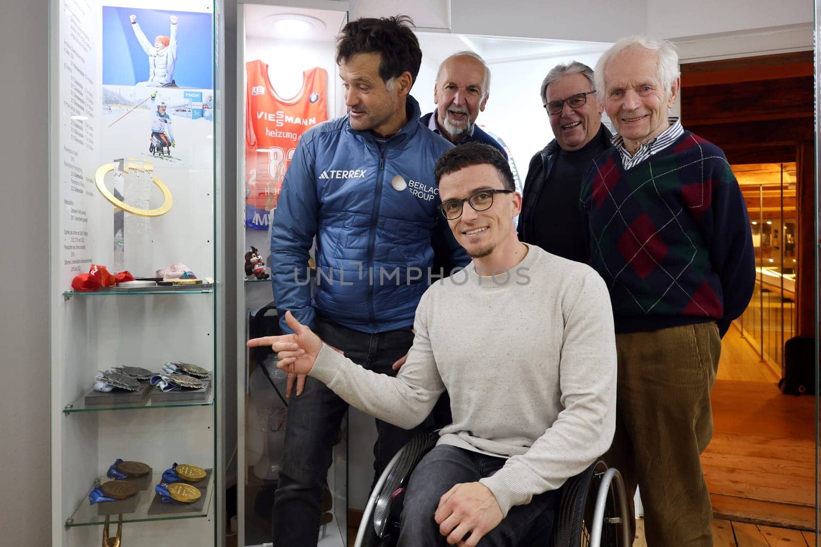 Together,they are delighted with the new display case with the medal collection of para-athlete Martin Fleig. Ralf Rombach (National Coach Nordic Skiing,German Disabled Sports Association),Alfred Faller (Head of the Black Forest Ski Museum),Hansjörg Eckert (former mayor of Hinterzarten) and Georg Thoma (Olympic Champion and World Champion Nordic Combined) in the  Black Forest Ski Museum: Paralympic champion Martin Fleig hands over medals   DFL REGULATIONS PROHIBIT ANY USE OF PHOTOGRAPHS AS IMAGE SEQUENCES AND/OR QUASI-VIDEONann  Photo: Joachim Hahne/johapress