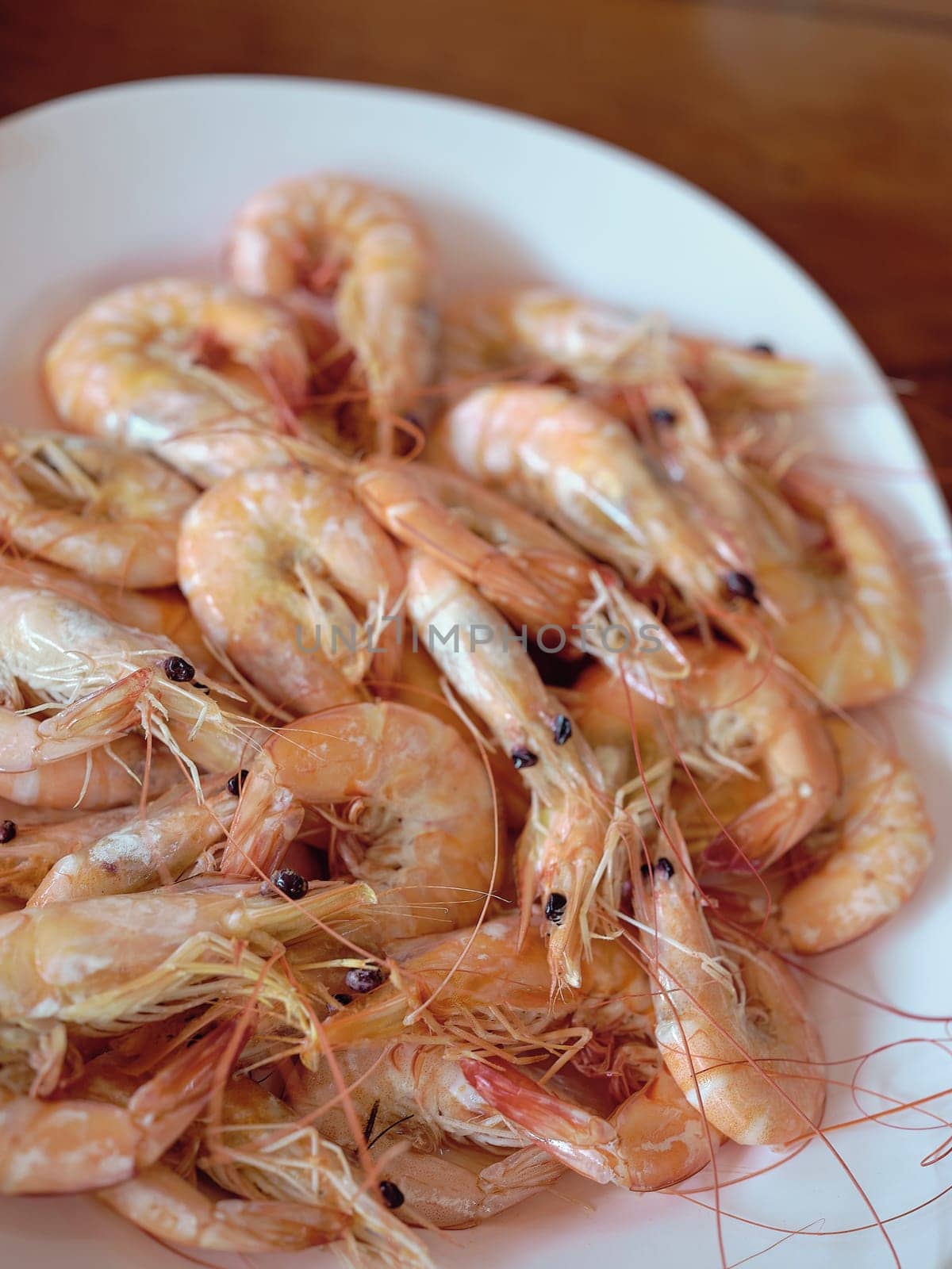 Thai SEAfood ,baked shrimp with salt , Daeng Seafood Restaurant (The real original shop for over 40 years)
