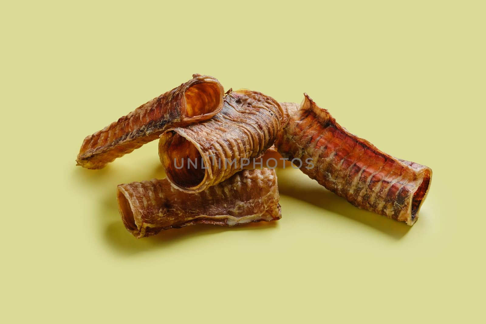Dehydrated organic beef products for dogs - trachea or cow throat