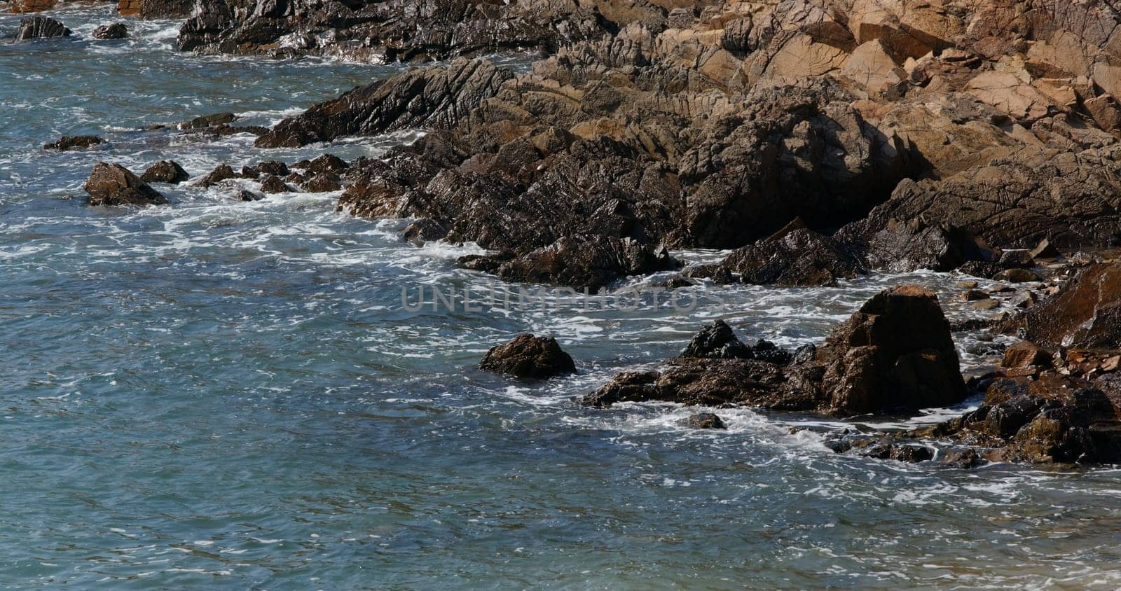 Sea wave on the rock