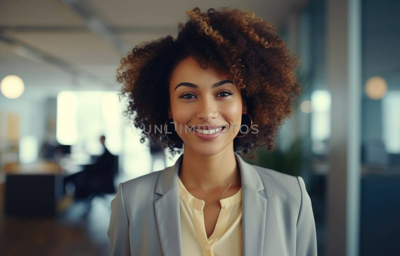 smiling africanamerican woman in a business office.