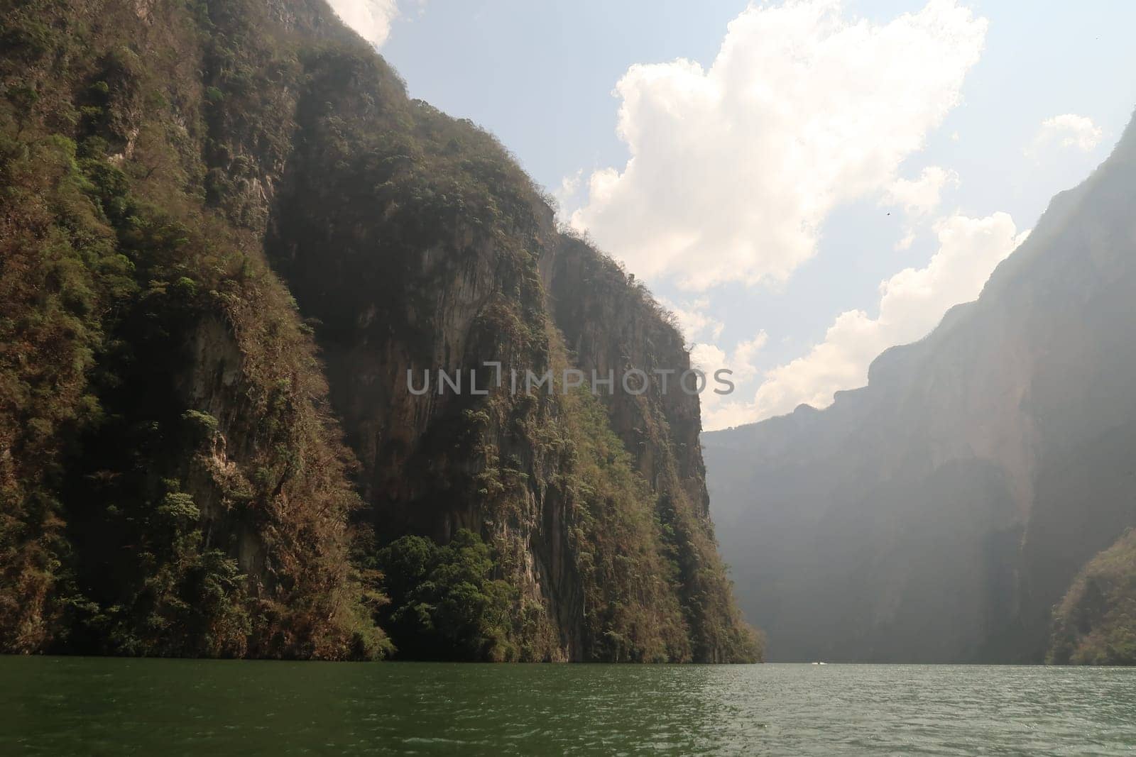 Beautiful scenery in the Sumidero Canyon/Canon del Sumidero, Chiapas, Mexico 2022