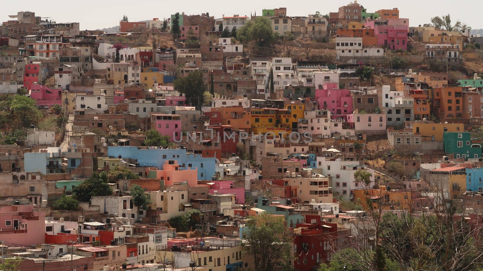 The colorful neighbourhood right nex to Pastitos Park, Guanajuato, Mexico 2022