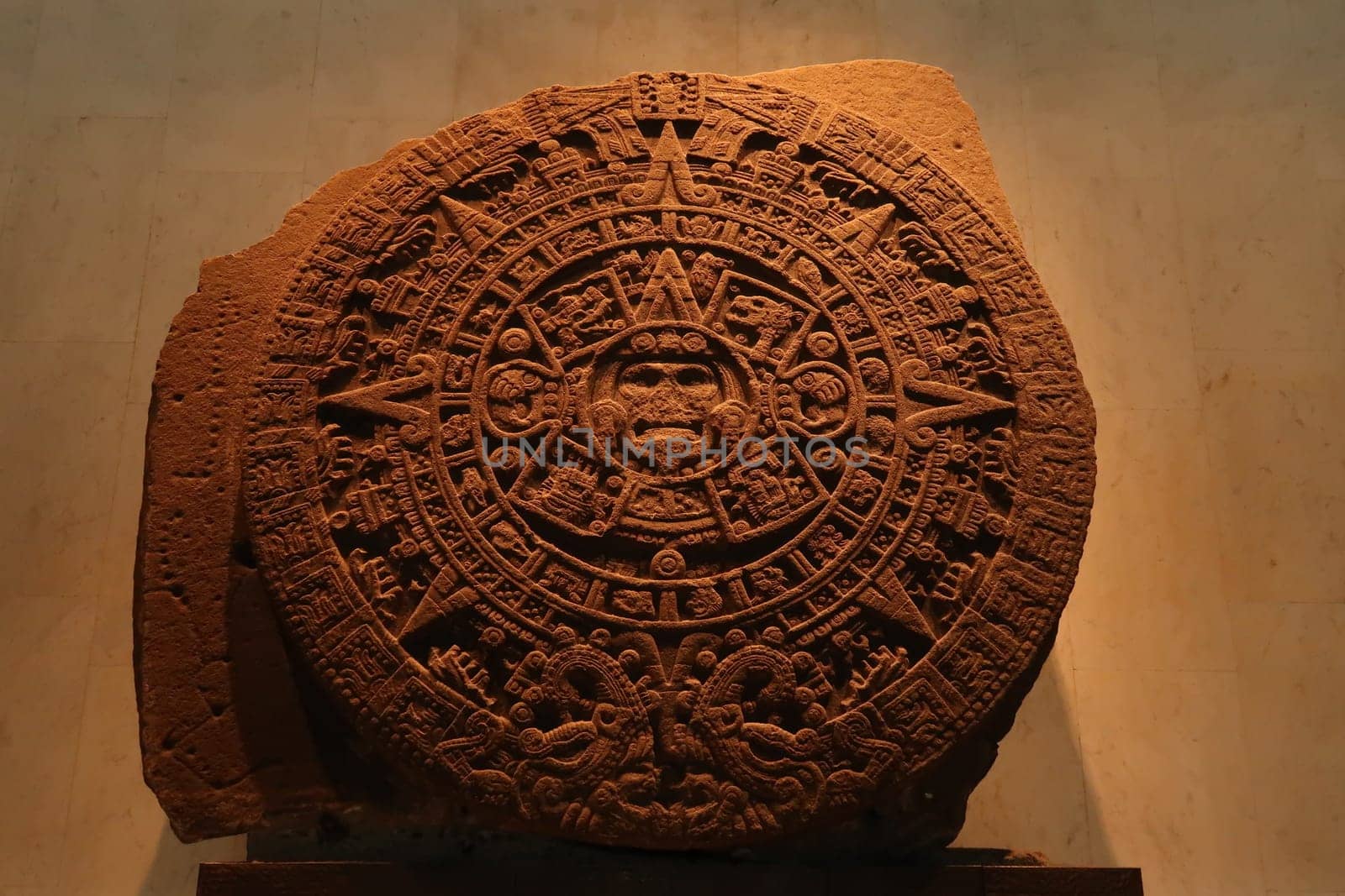 Aztec sun stone/Piedra del Sol at the National Museum of Anthropologgy, Mexico City, 29. April 2022