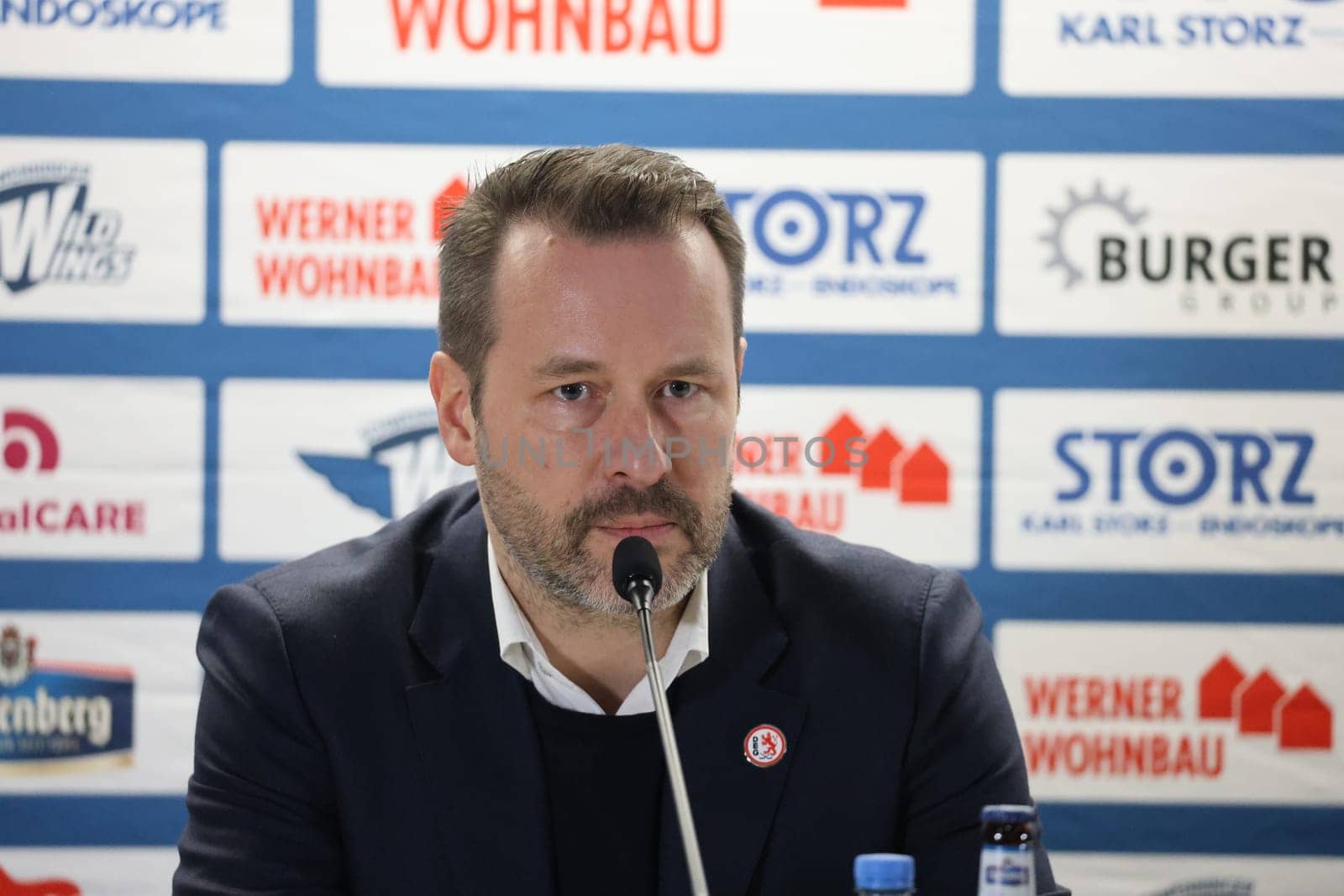 Coach Thomas Dolak (Düsseldorfer EG / DEG) at the press conference,PK after the match of the DEL 23-24,37. Sptg.: Schwenninger Wild Wings vs Düsseldorfer EG (DEG)