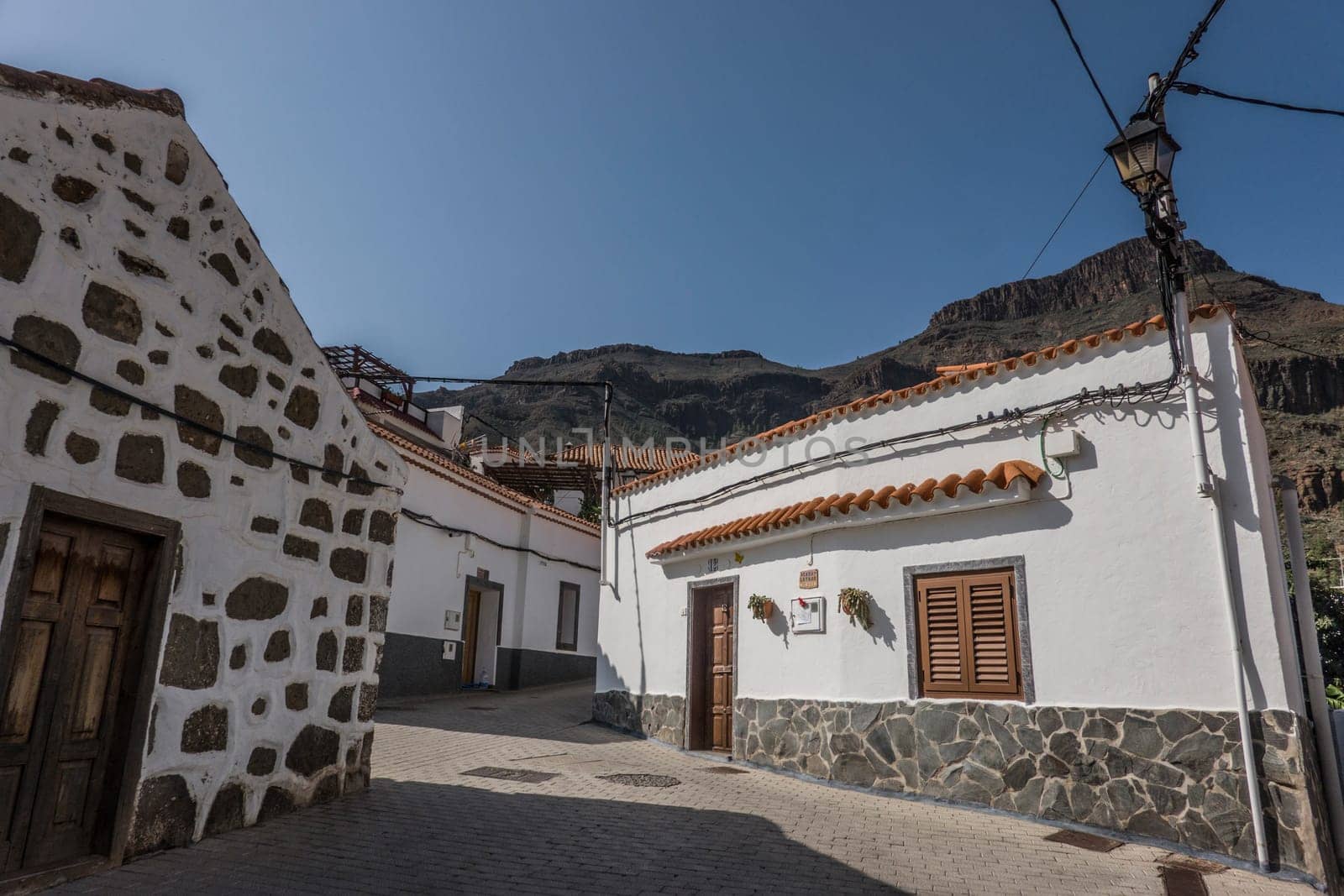 liebevoll restaurierte Häuser im Vorzeigedorf Fataga, San Bartolomé de Tirajana, Gran Canaria, Spanien