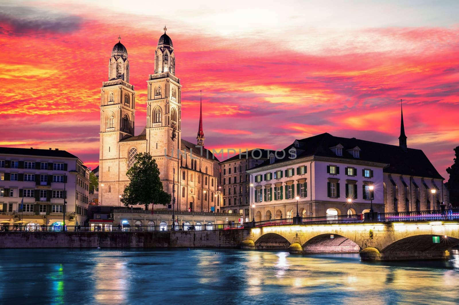 Grossm nster Romanesque-style Protestant church at sunrise, Z rich, Switzerland.