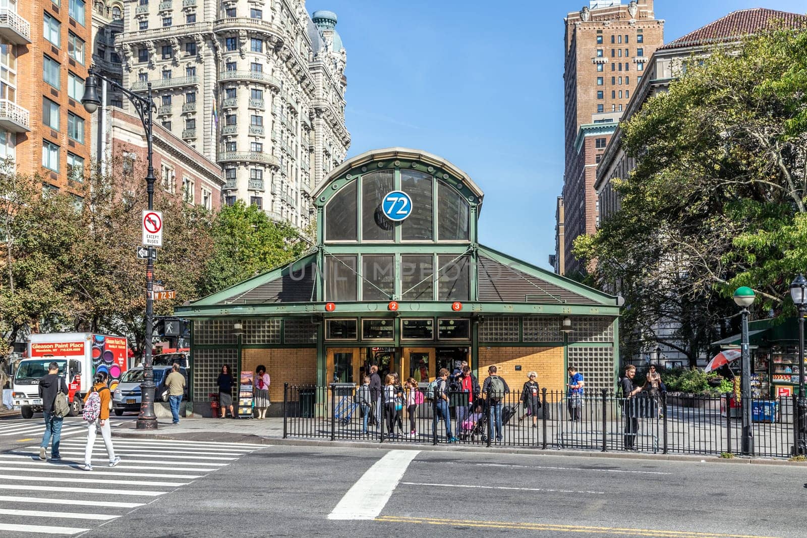 New York, USA - October 21, 2015: The 72nd Street station is an express station on the IRT Broadway–Seventh Avenue Line of the New York City Subway, located at the intersection of Broadway, 72nd Street, and Amsterdam Avenue.