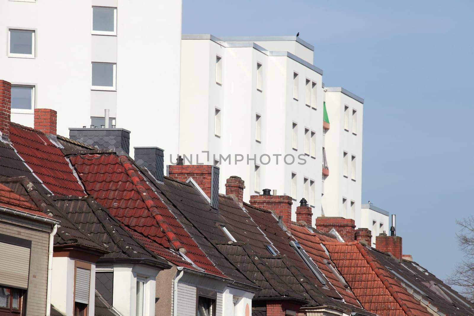 High-rise building with terraced houses, residential building, multi-family houses, Bremen, Germany