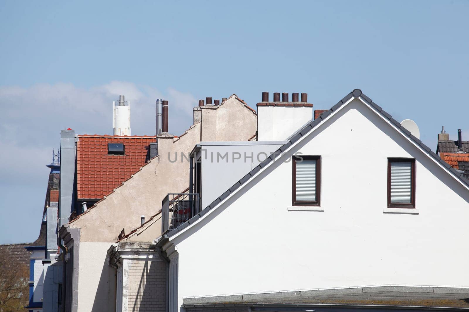 Wohngebäude , Mehrfamilienhäuser, Seitenansicht mit dachgiebel, Bremen, Deutschland