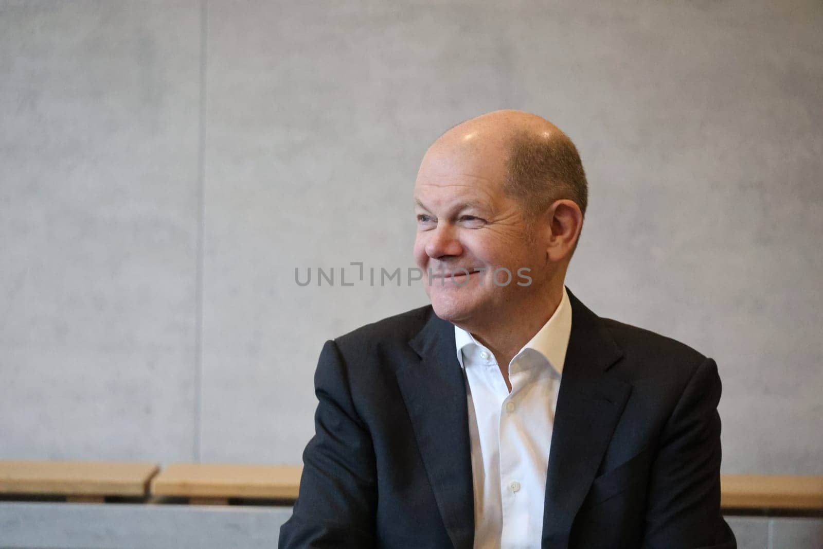 Federal Chancellor Olaf Scholz during a visit to the Europa Park Stadium in Freiburg with the participants in the dialogue with socially engaged citizens from Freiburg and the surrounding area in the Business Lounge on the ground floor of the main grandstand