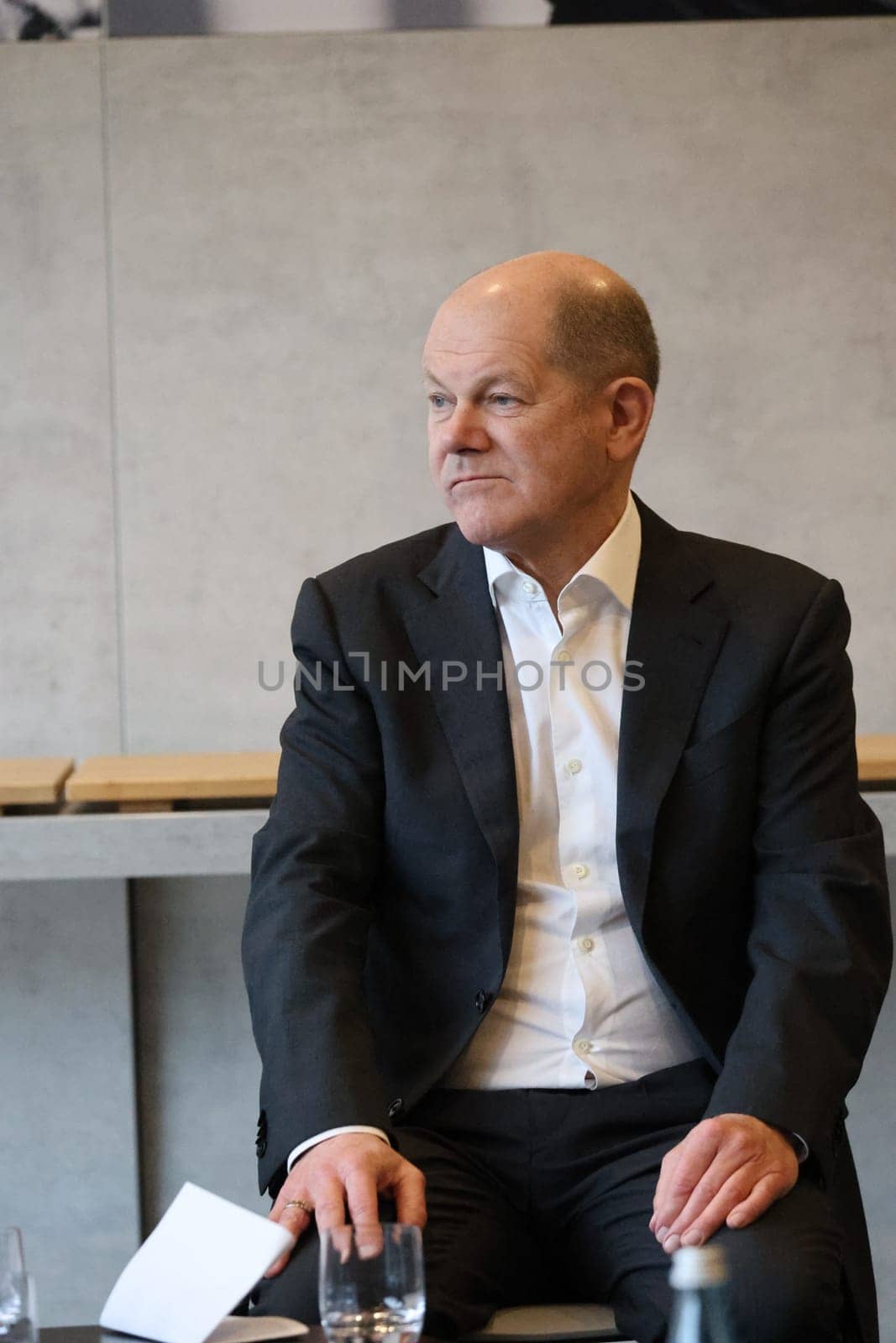 Federal Chancellor Olaf Scholz during a visit to the Europa Park Stadium in Freiburg with the participants in the dialogue with socially engaged citizens from Freiburg and the surrounding area in the Business Lounge on the ground floor of the main grandstand