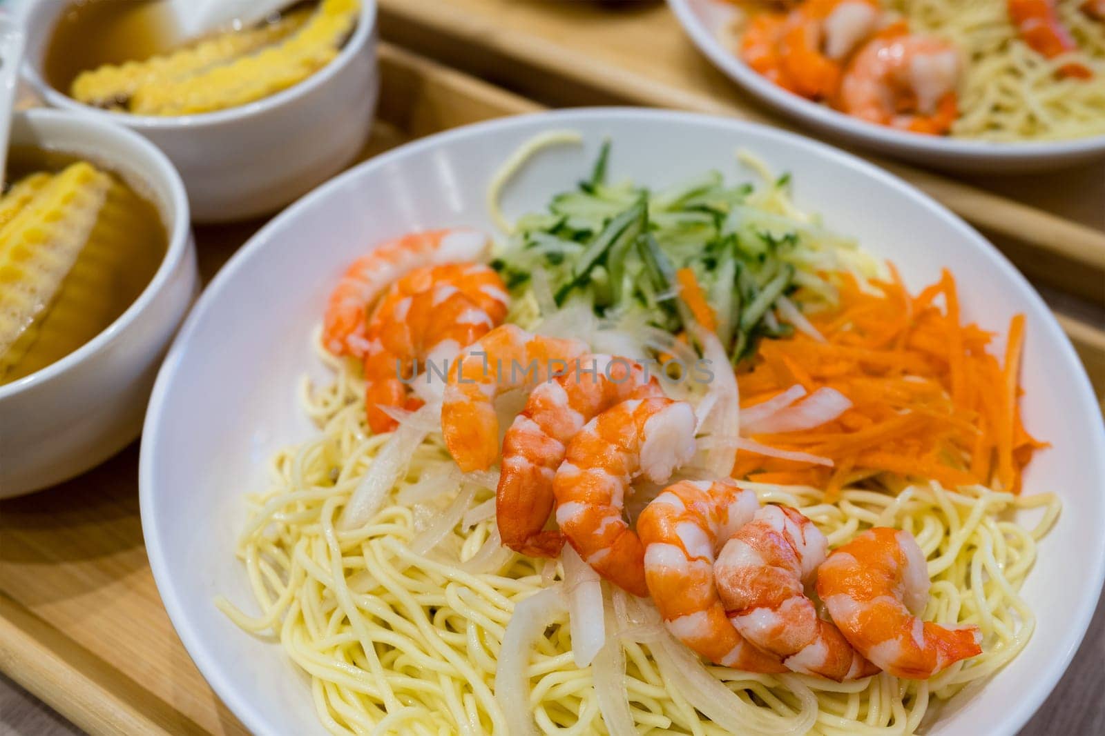 Cold noodles with shrimp carrot and cucumber