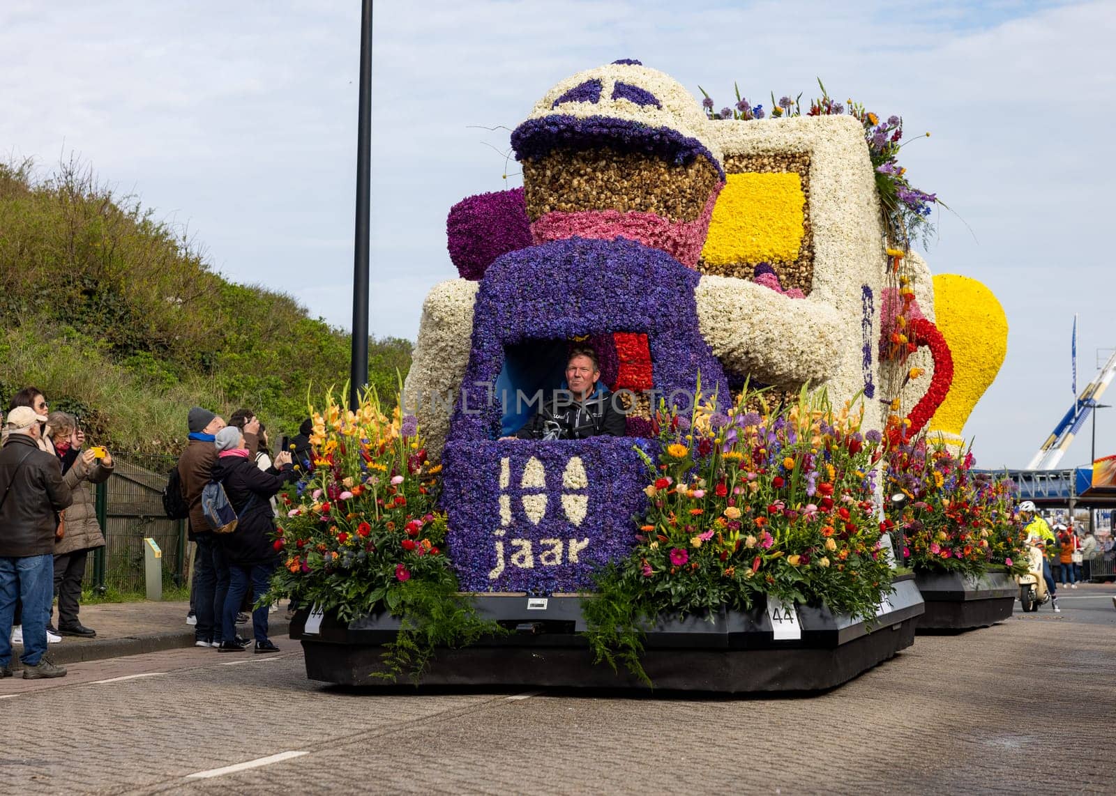 Noordwijk, Netherlands - April 22, 2023: Spectacular flower covered floats in the Bloemencorso Bollenstreek the annual spring flower parade from Noordwijk to Haarlem in the Netherlands.