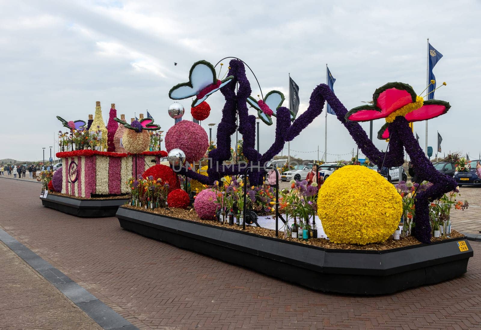 Noordwijk, Netherlands - April 22, 2023: Spectacular flower covered floats in the Bloemencorso Bollenstreek the annual spring flower parade from Noordwijk to Haarlem in the Netherlands.