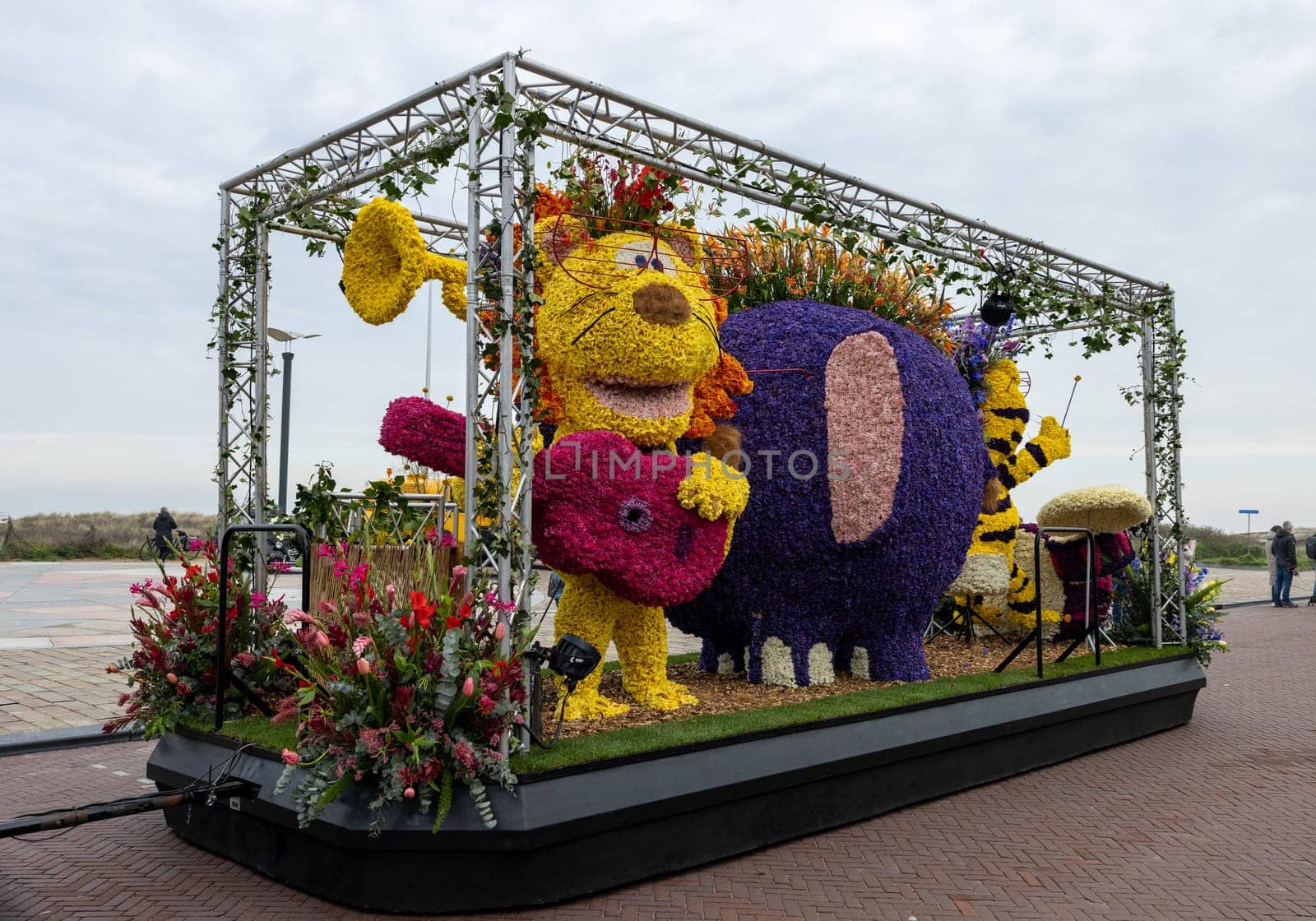 Noordwijk, Netherlands - April 22, 2023: Spectacular flower covered floats in the Bloemencorso Bollenstreek the annual spring flower parade from Noordwijk to Haarlem in the Netherlands.