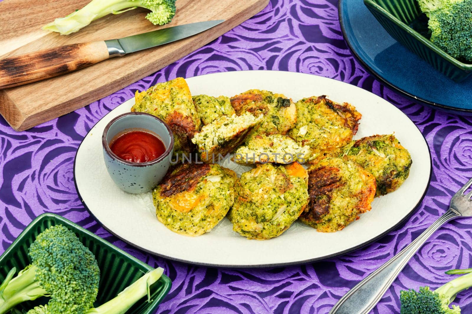 Vegetable vegan broccoli cutlets, vegetarian food. Vegetarian vegan food no met. Flat lay.