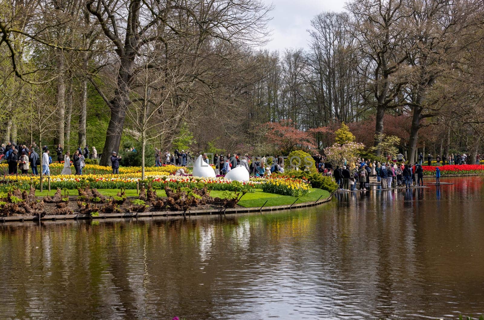 Keukenhof, Lisse Netherlands - April 18, 2023: Visitors at the Keukenhof Garden in Lisse, Netherlands.