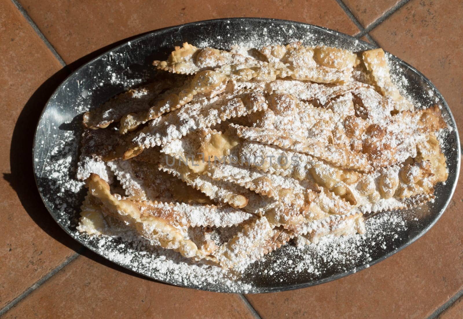 chiacchiere, a traditional fried neapolitan carnival pastry