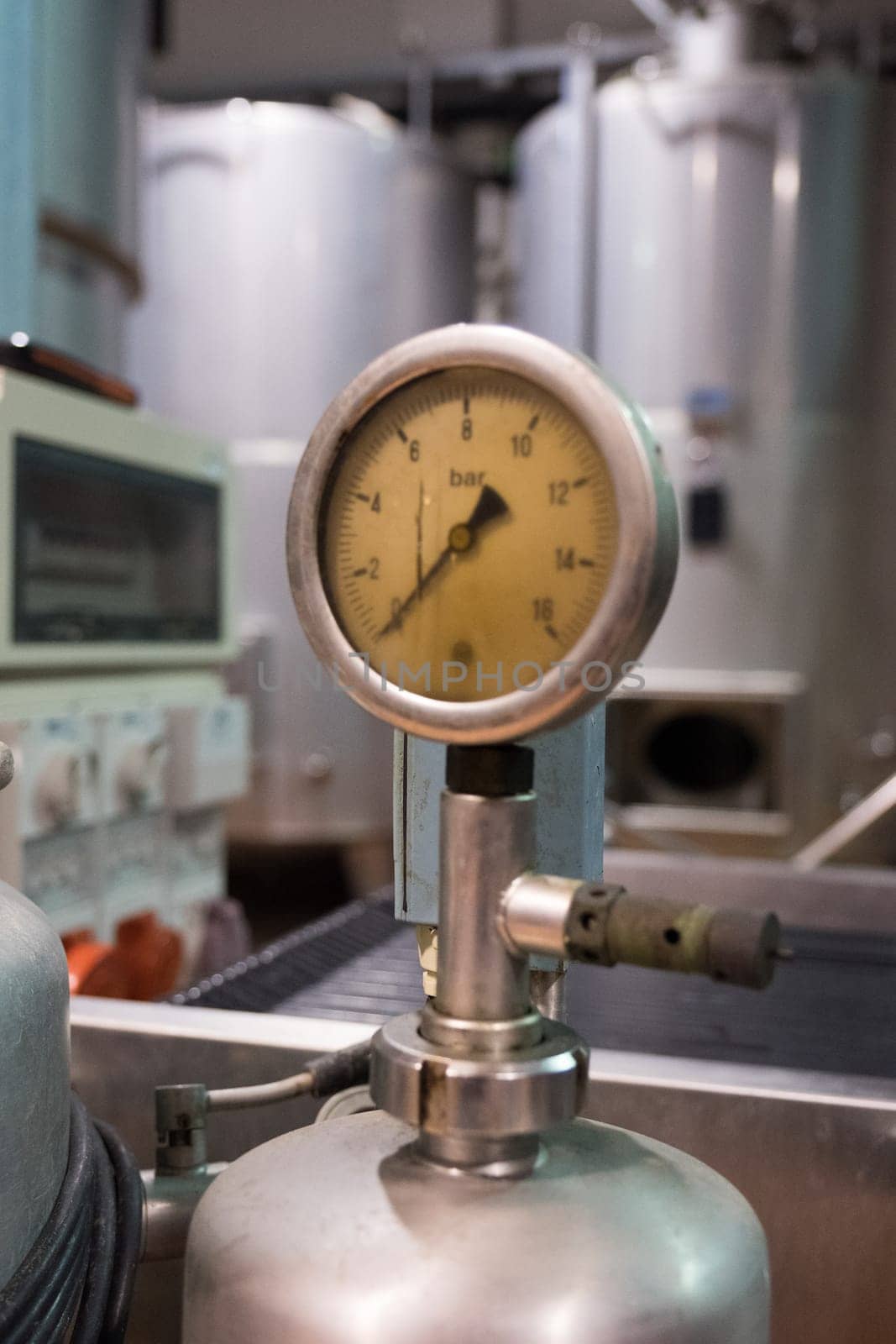 Cellar with an industrial wine production system