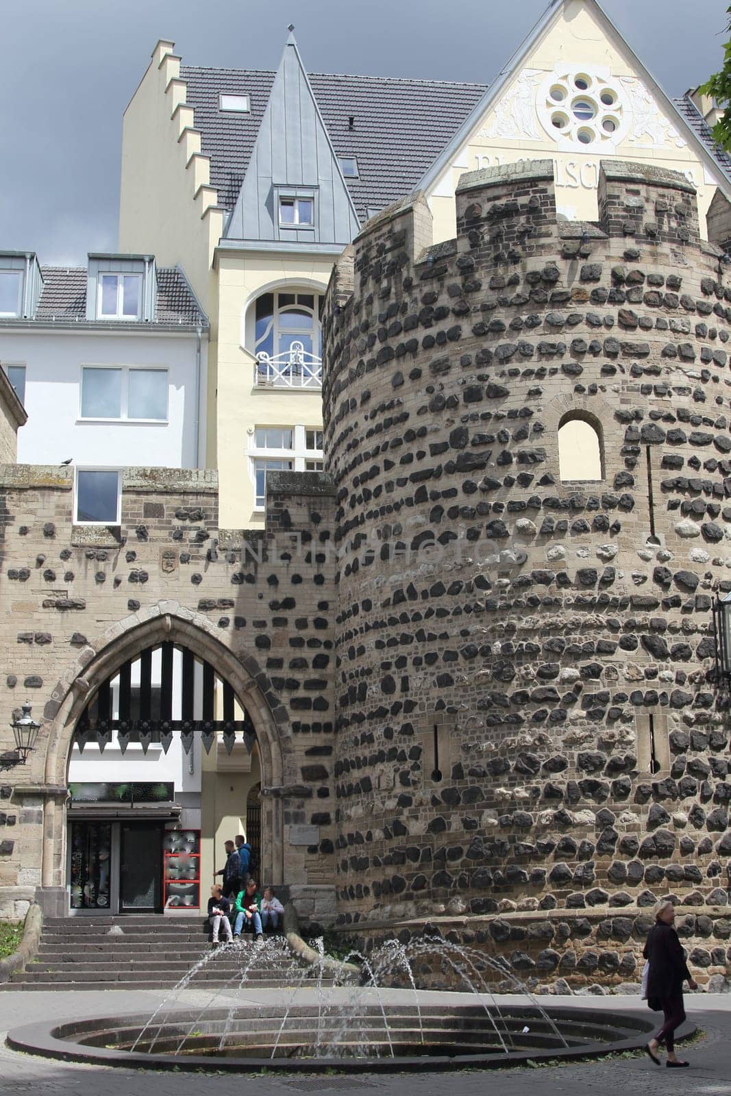 The original Sterntor in Bonn was built around 1244 at the end of Sternstrasse and was part of the medieval city fortifications.