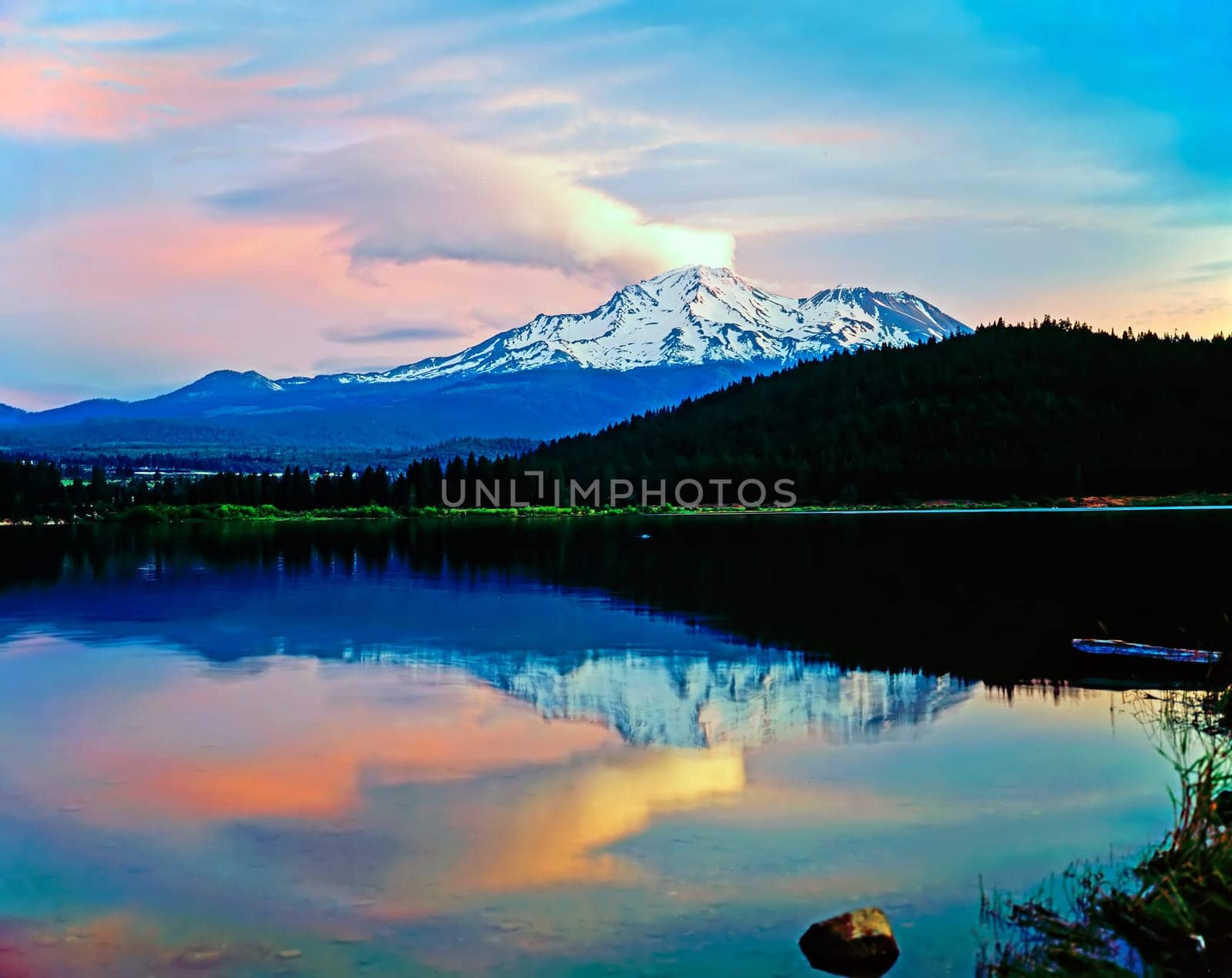 Sunset at Mt Shasta and Siskiyou Lake, California