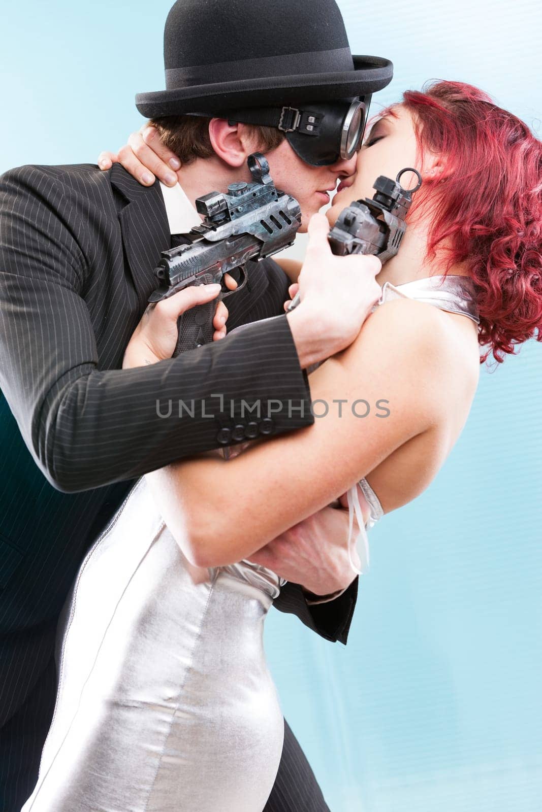 Steampunk love entangled in a deadly rivalry. Two spies struggle between duty and red-hot passion