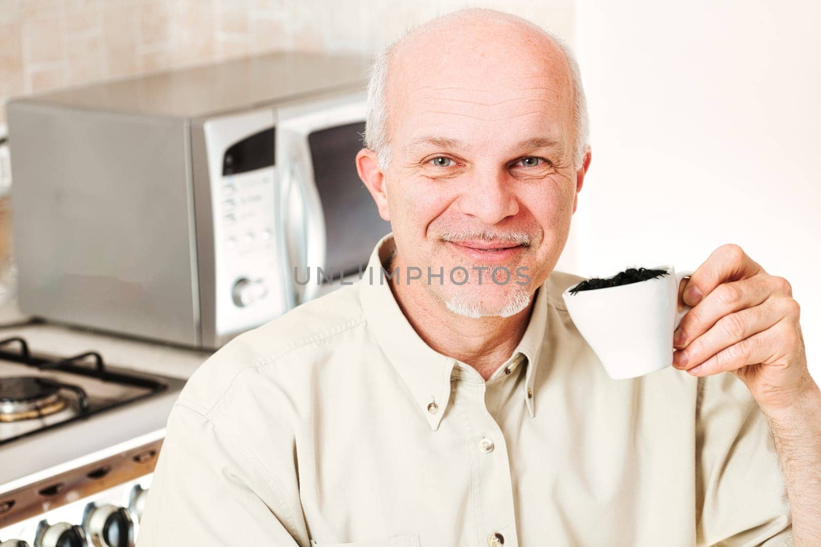 Elderly gentleman, smiling, showcases a coffee cup from which insects crawl. The scene humorously comments on insect-infused foods and dubious sourcing