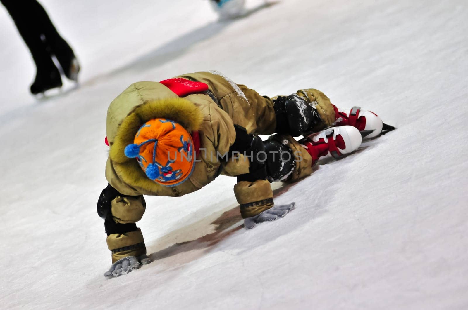 Russia, Volgodonsk - January 18, 2015: Skating. Training for riding on skates on the ice