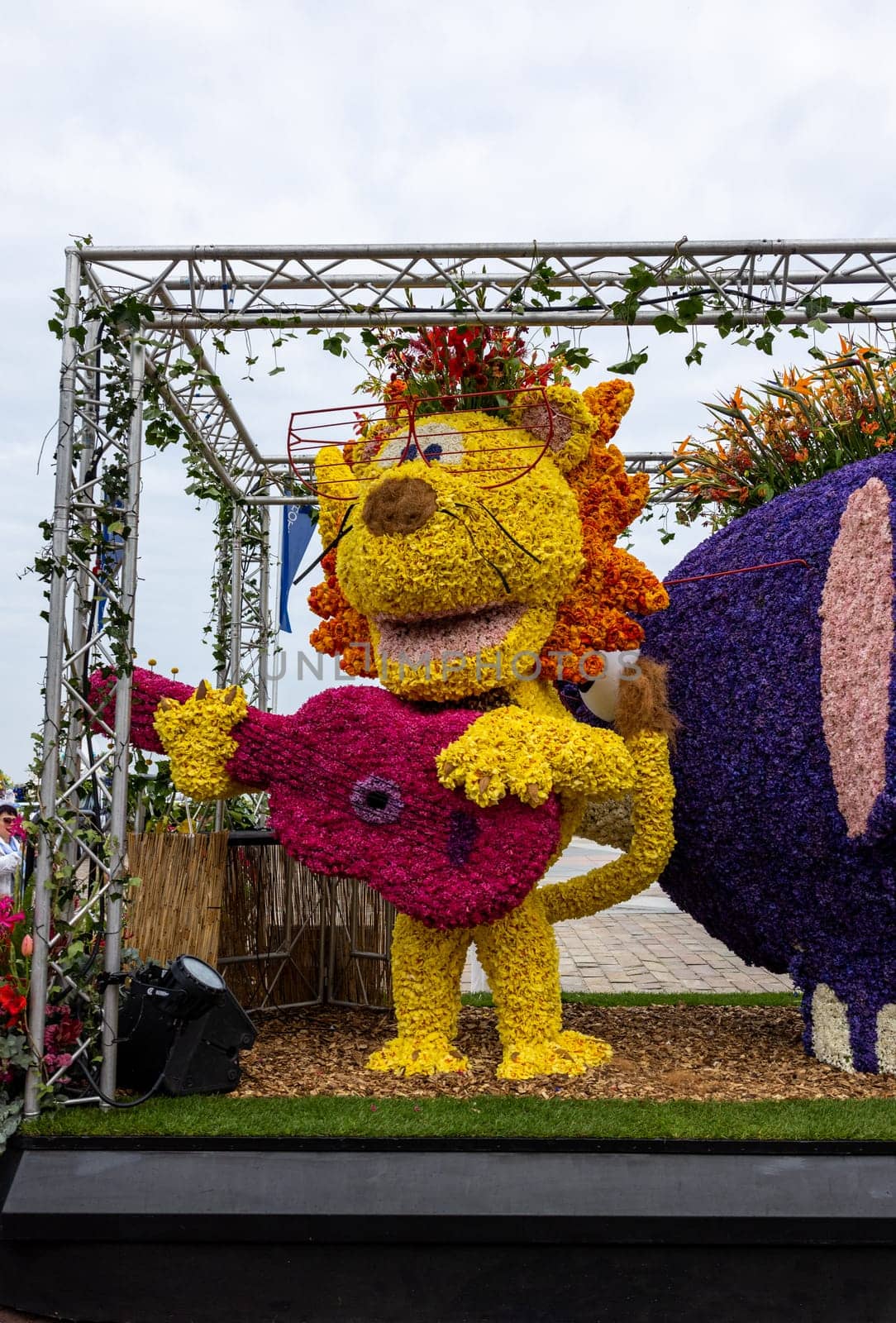 Noordwijk, Netherlands - April 22, 2023: Spectacular flower covered floats in the Bloemencorso Bollenstreek the annual spring flower parade from Noordwijk to Haarlem in the Netherlands.