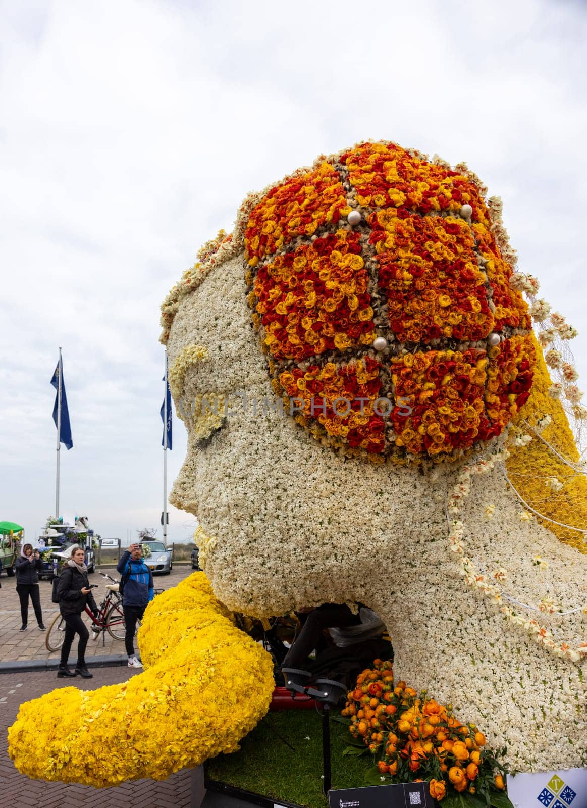 Noordwijk, Netherlands - April 22, 2023: Spectacular flower covered floats in the Bloemencorso Bollenstreek the annual spring flower parade from Noordwijk to Haarlem in the Netherlands.