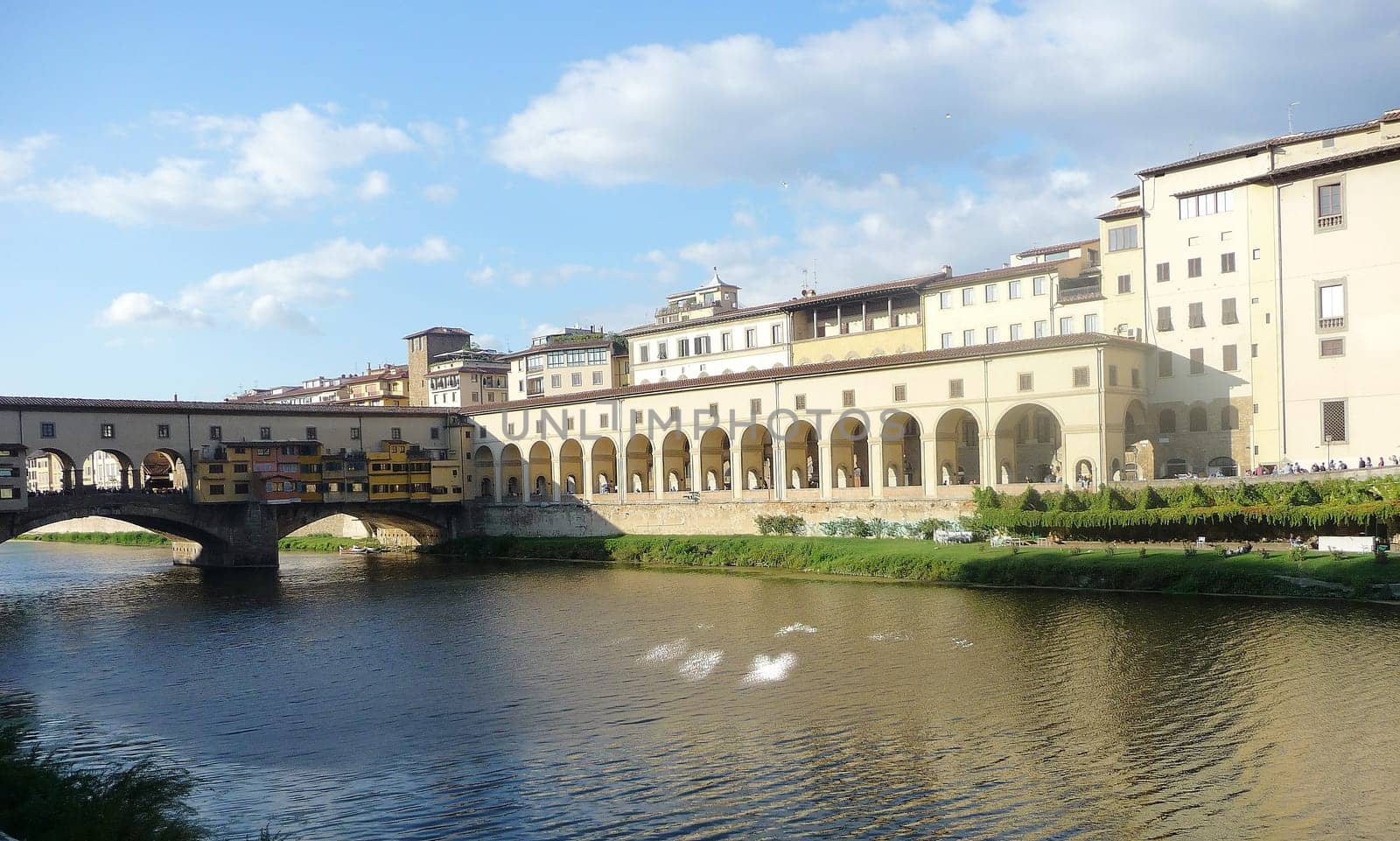 Florence Italian: Firenze is a city in central Italy and the capital city of the Tuscany region.