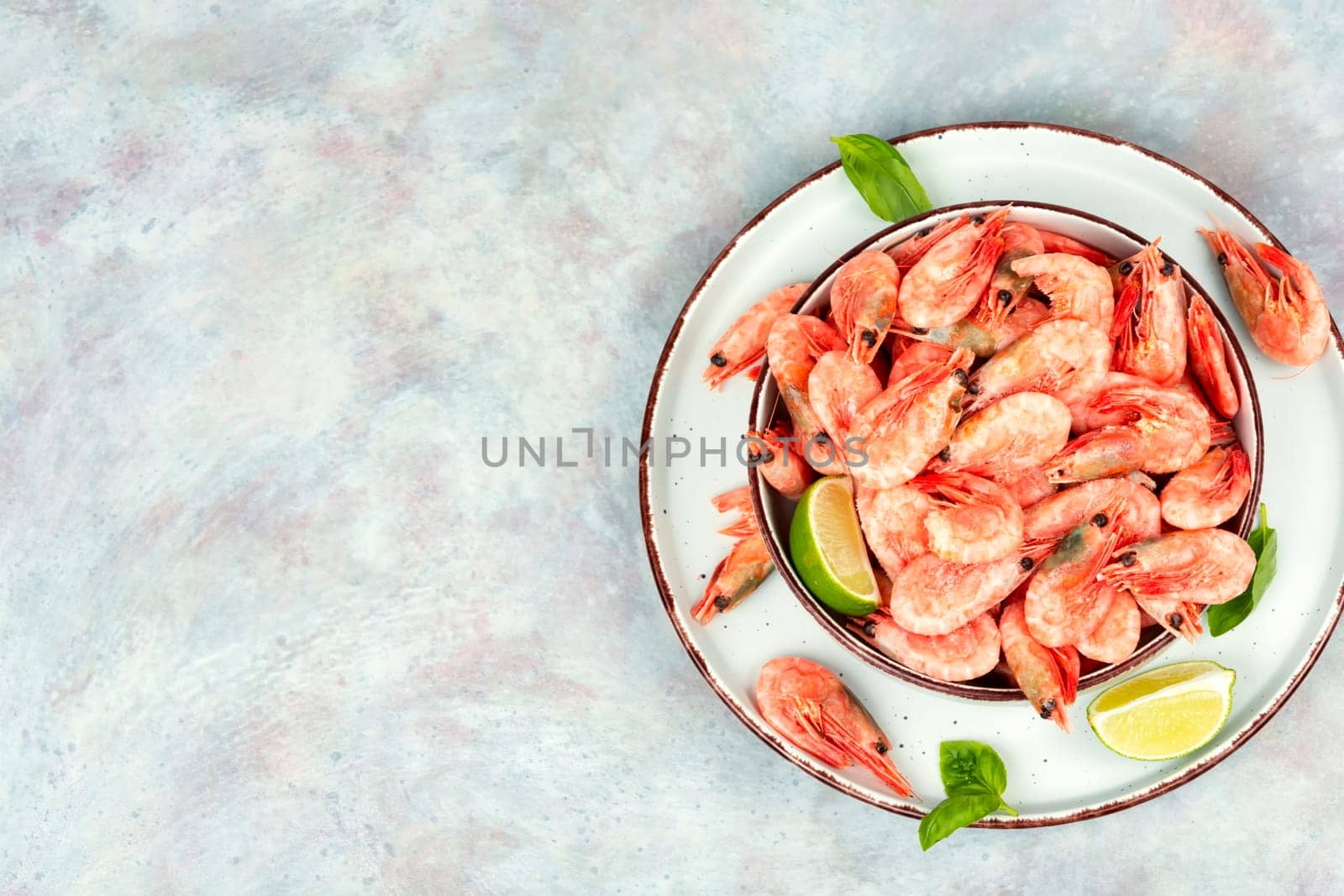 Uncooked raw prawns or shrimps with spices and herbs.