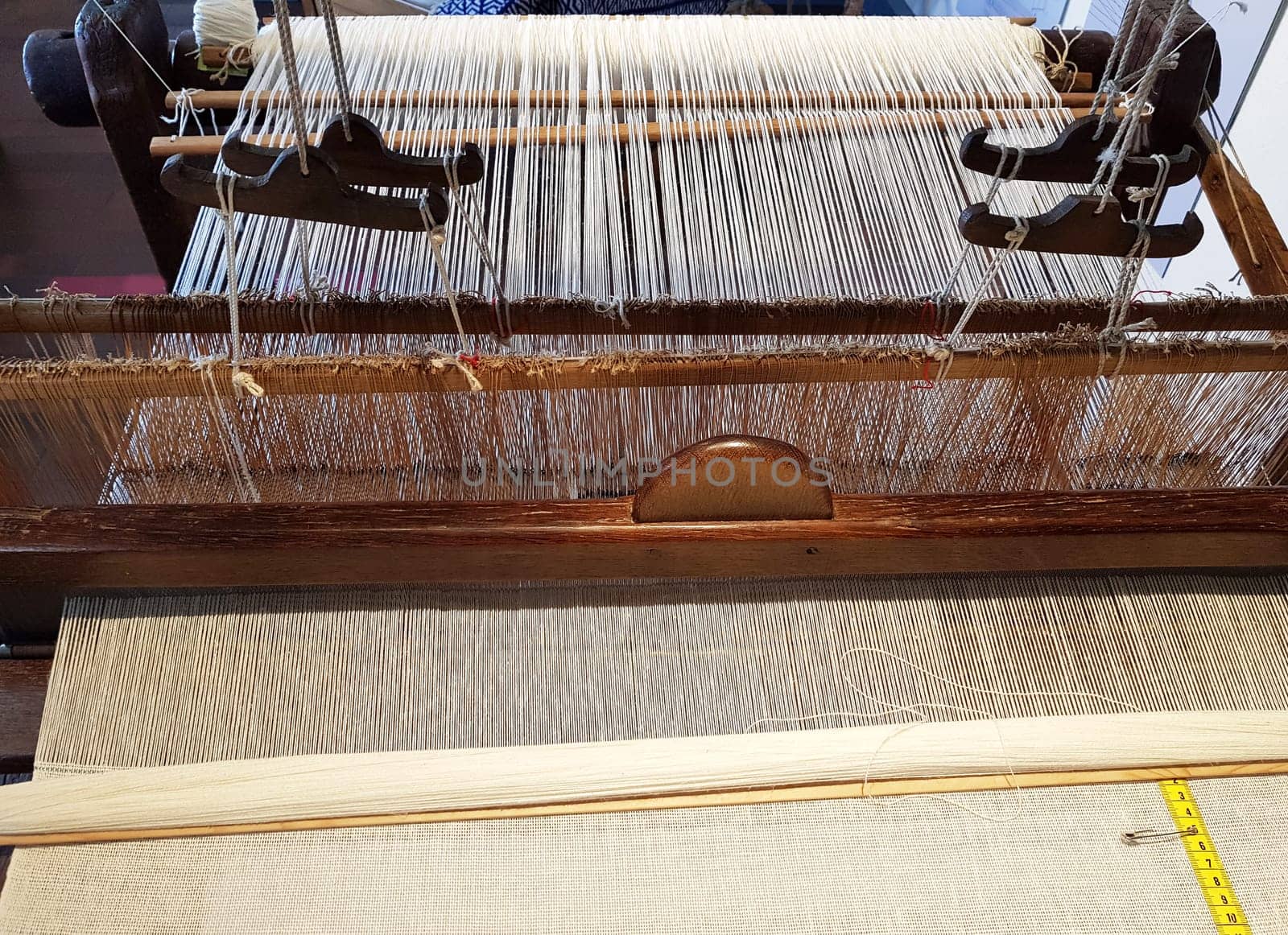 Historischer Webstuhl. Kontzept Textil Weben
