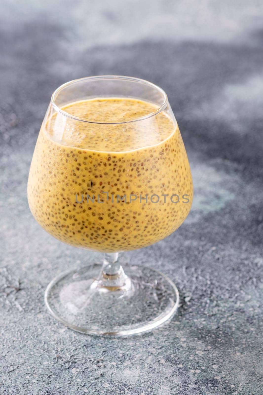 Chia pudding with mango pulp and almond milk