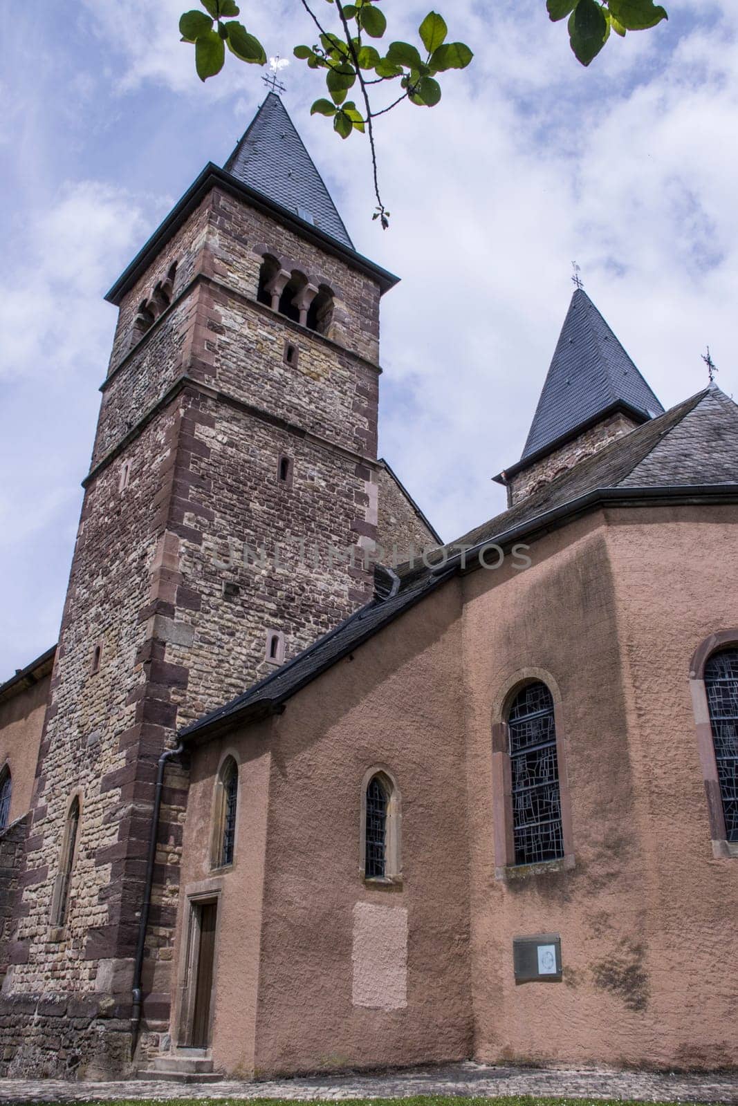 ehemalige Pfarrkirche Sankt Peter und Paul, Luxemburg, Echternach