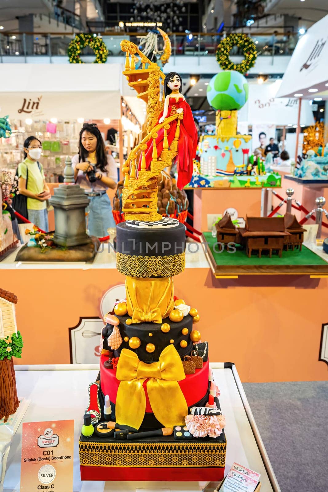 CentralWorld, Bangkok, Thailand - NOV 11, 2023 Lin Thailand Sweet Creation 2023, The sculpted sugar cake contest in CentralWorld Bangkok, Thailand.