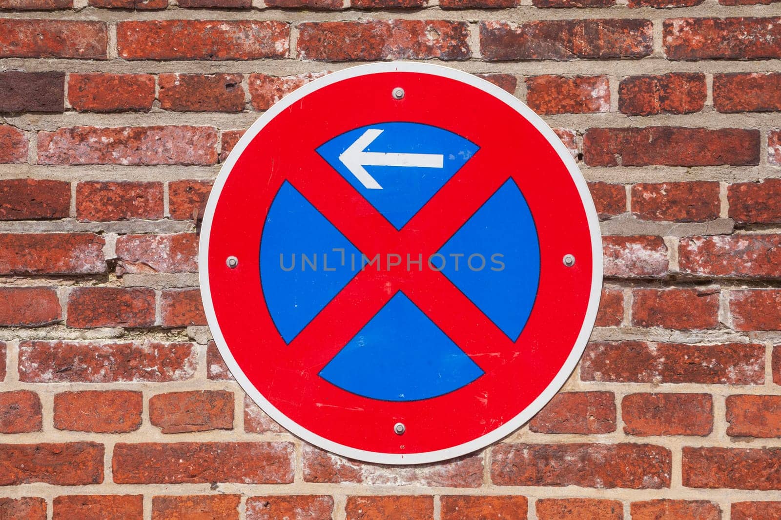 Absolute stopping ban, traffic sign on a brick wall, Germany