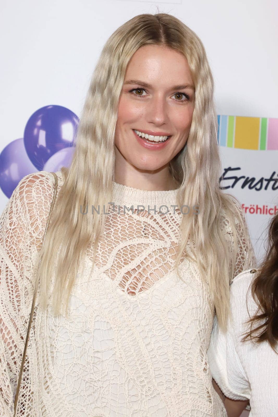 Vanessa Meisinger,Ernstings Fashion Show,Atlantic Hotel Hamburg,11.06.2024
